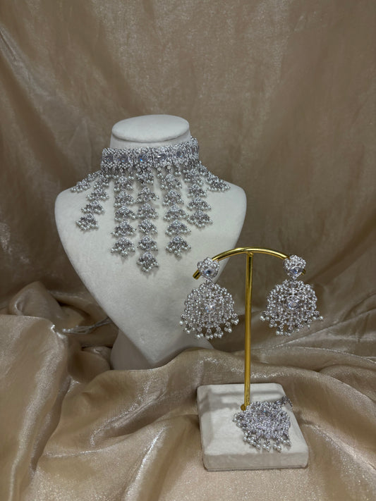 Silver choker set