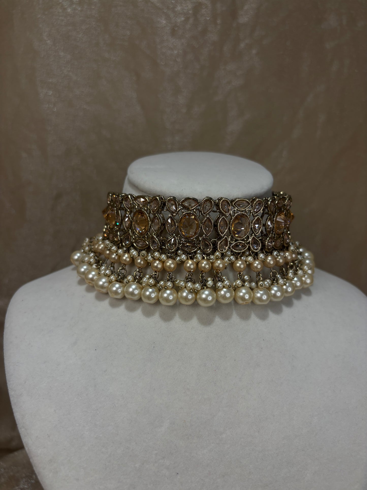 Gold choker set