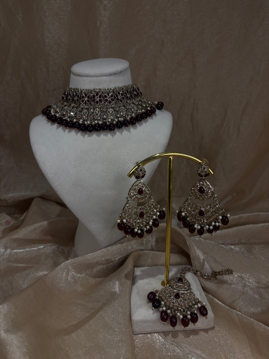 Maroon choker set