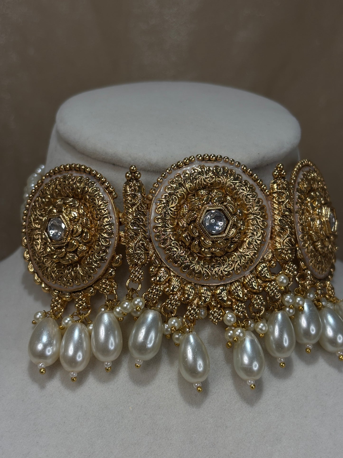 Antique gold choker set