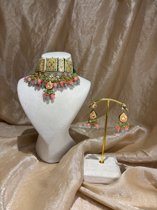 Peach and green choker set