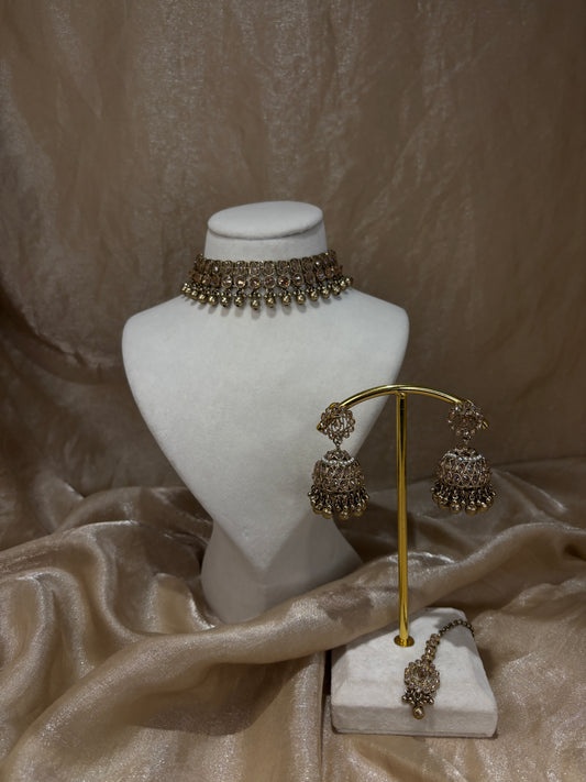 Metal gold choker set