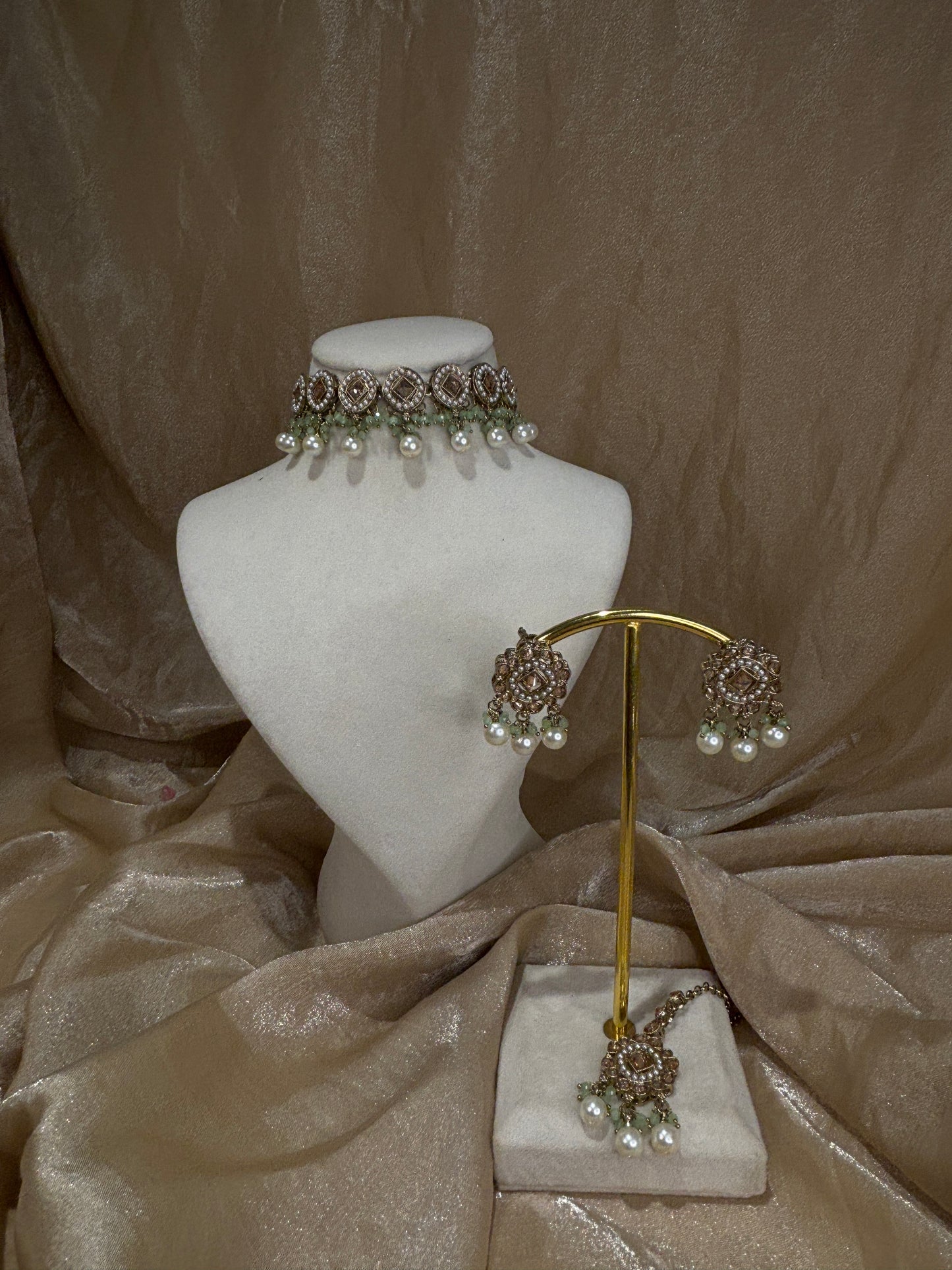Mint green choker set