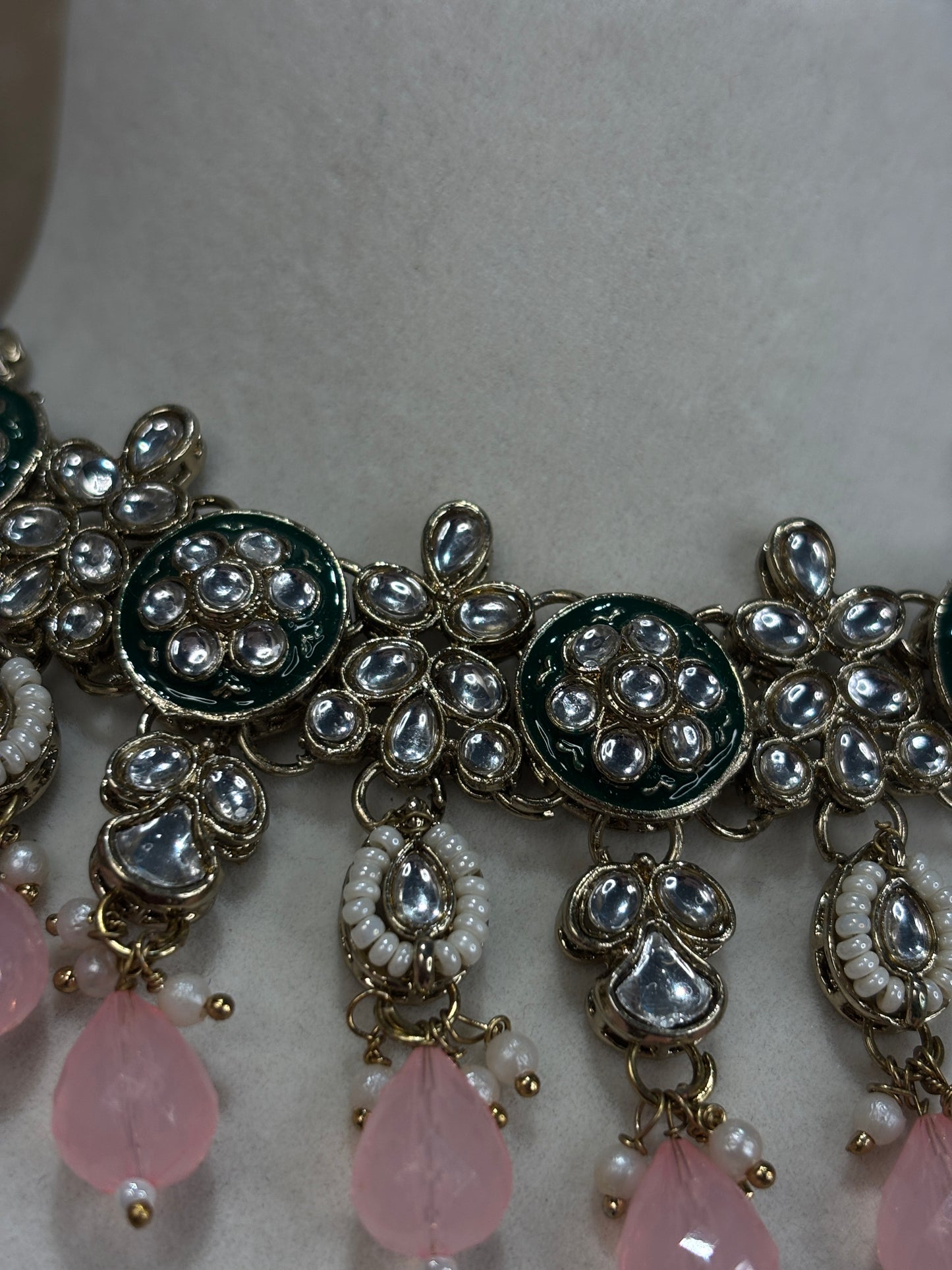 Baby pink necklace set