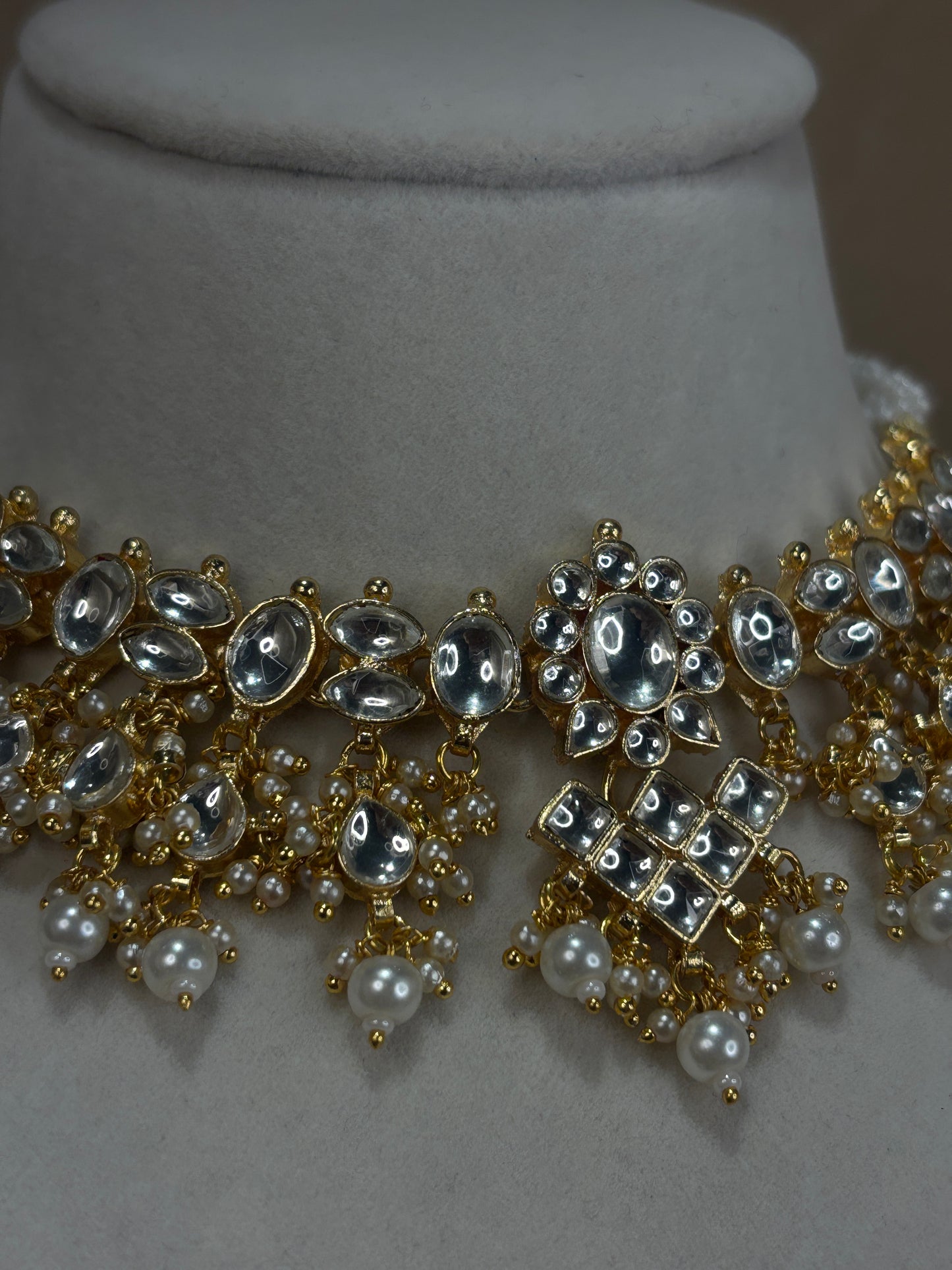 Gold choker set
