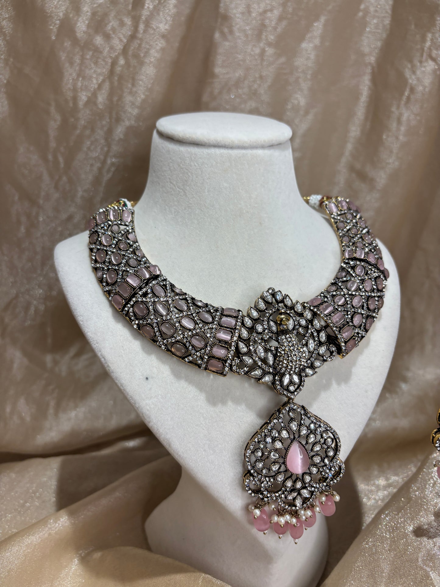 Baby pink necklace set