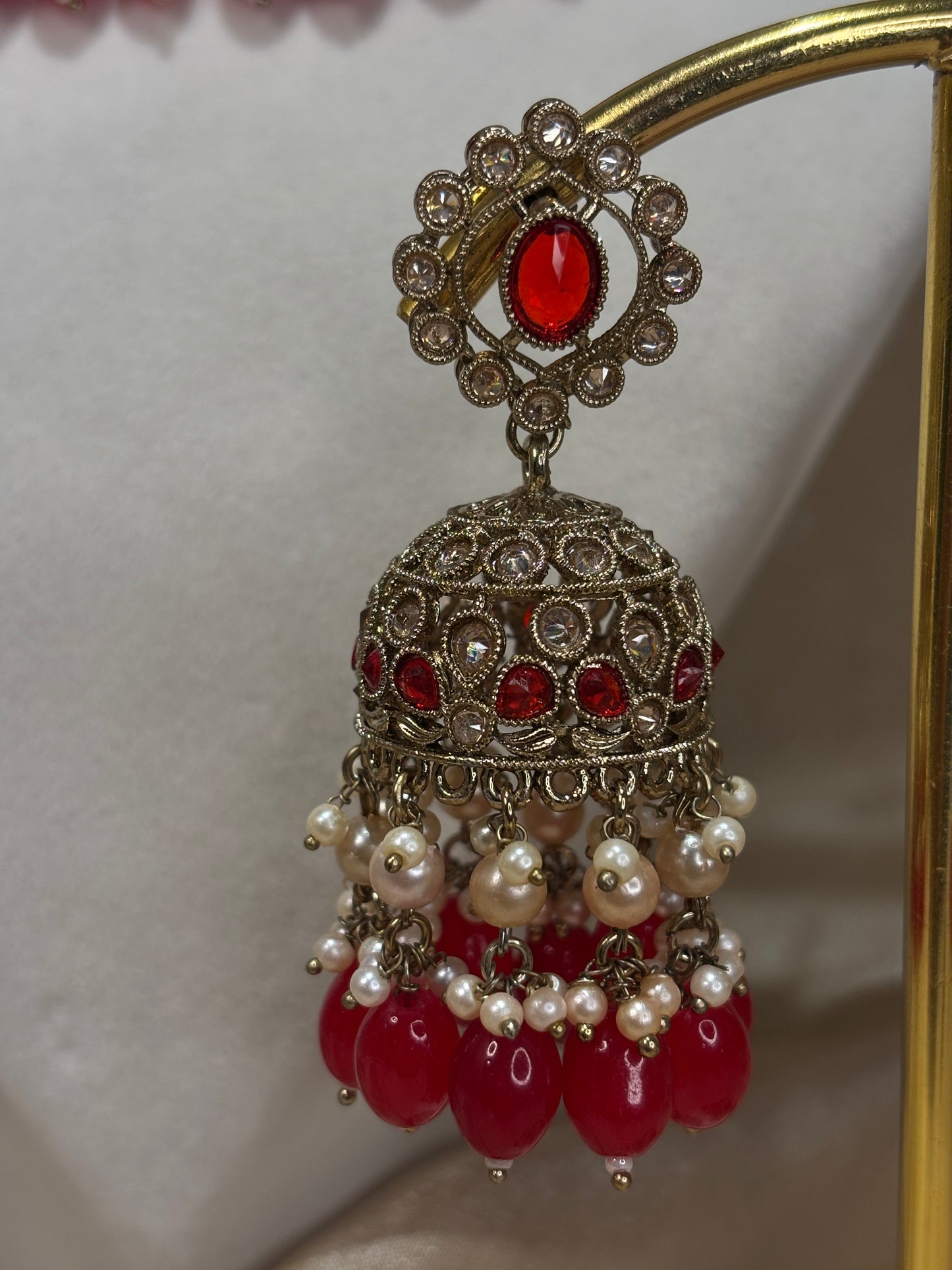 Red choker set