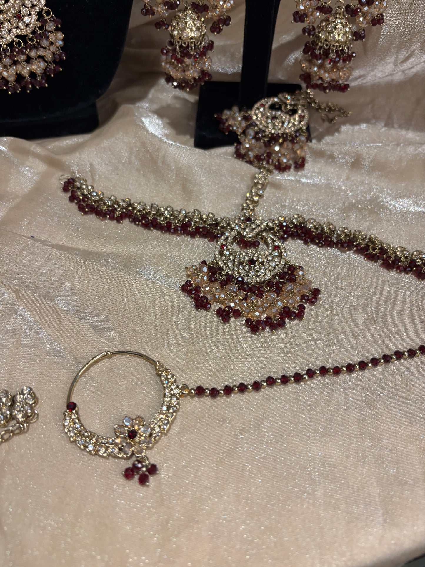 Heavy maroon set