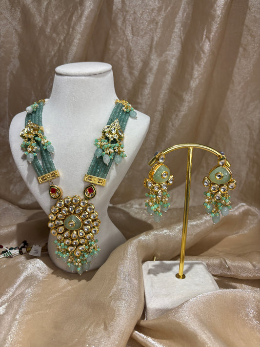 Mint green necklace set