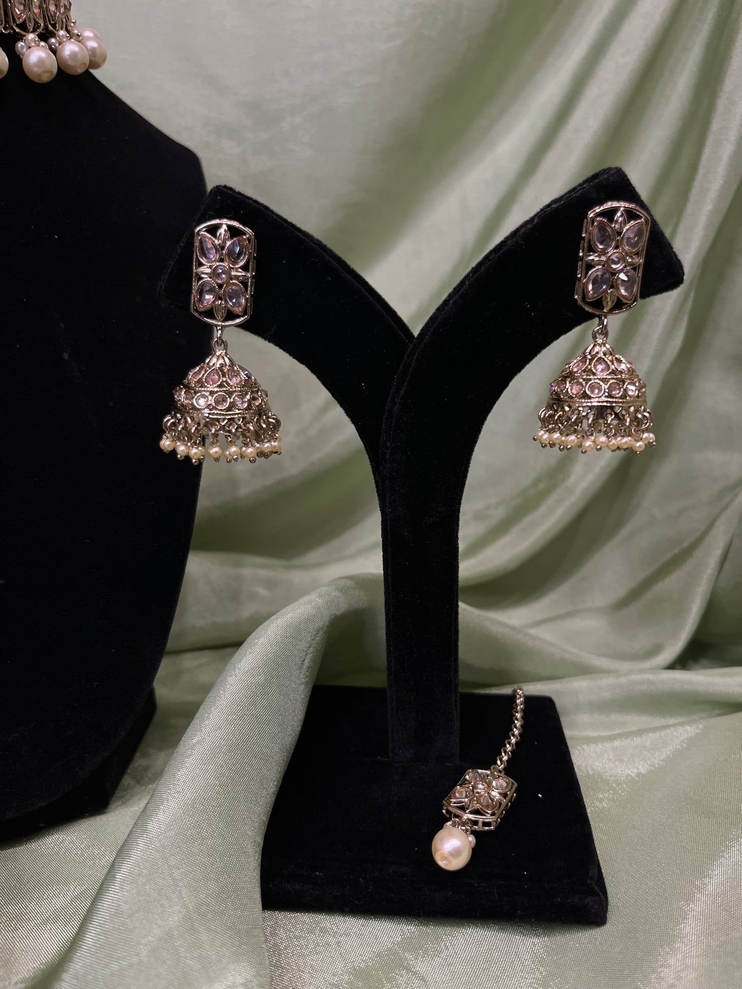 Gold mini choker set