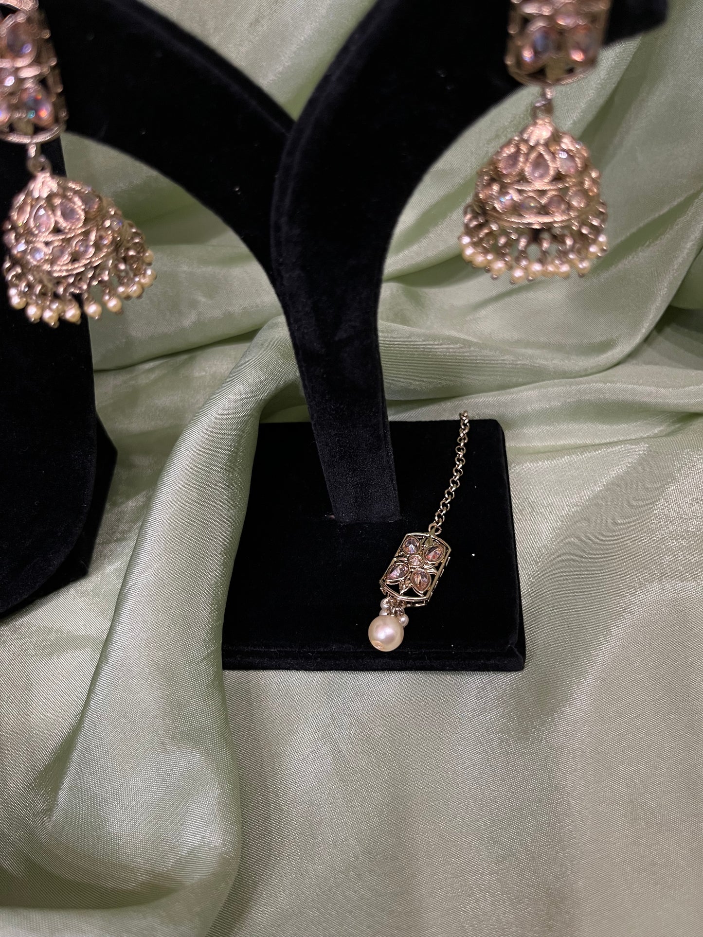 Gold mini choker set