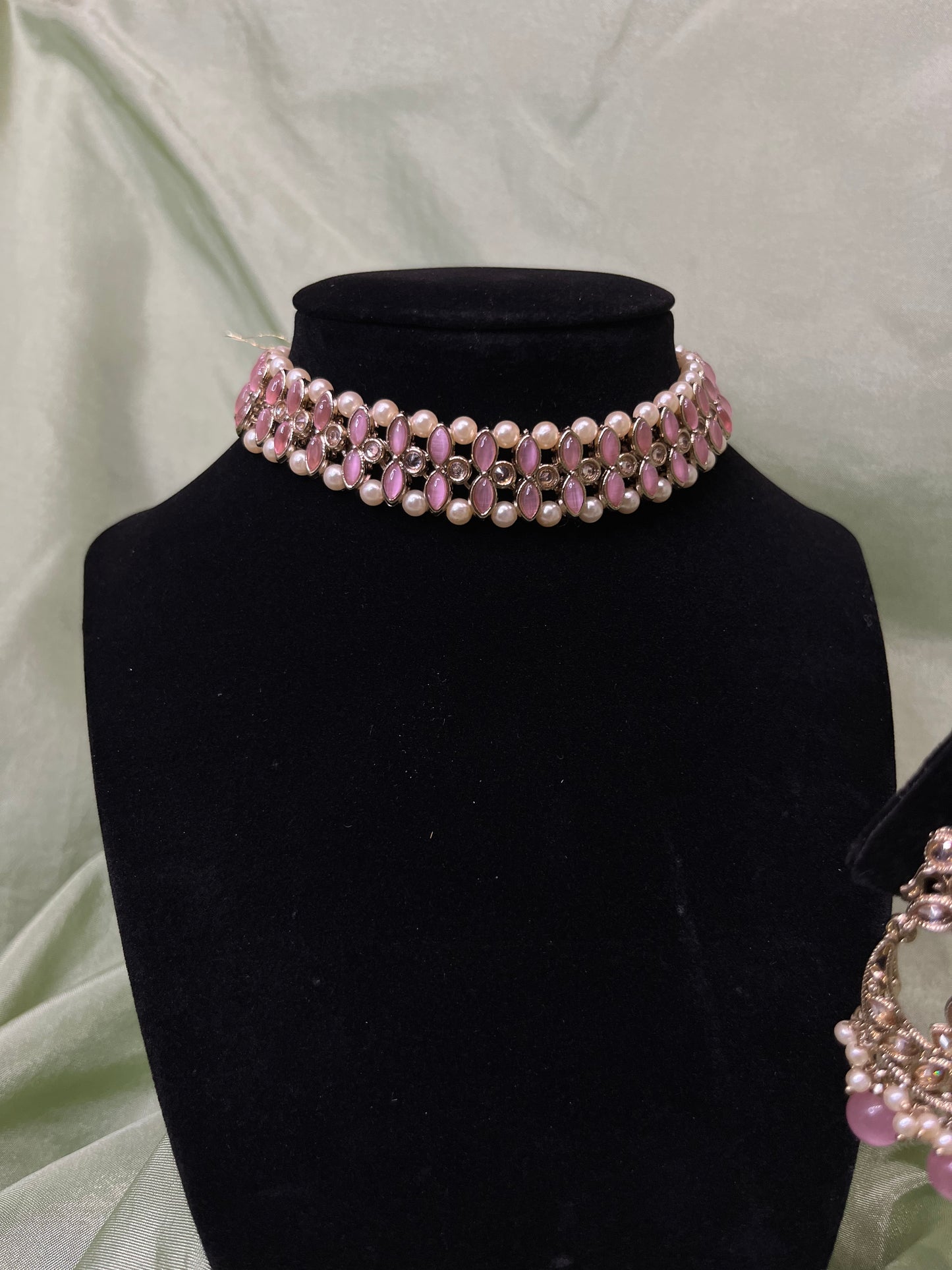 Baby pink choker set