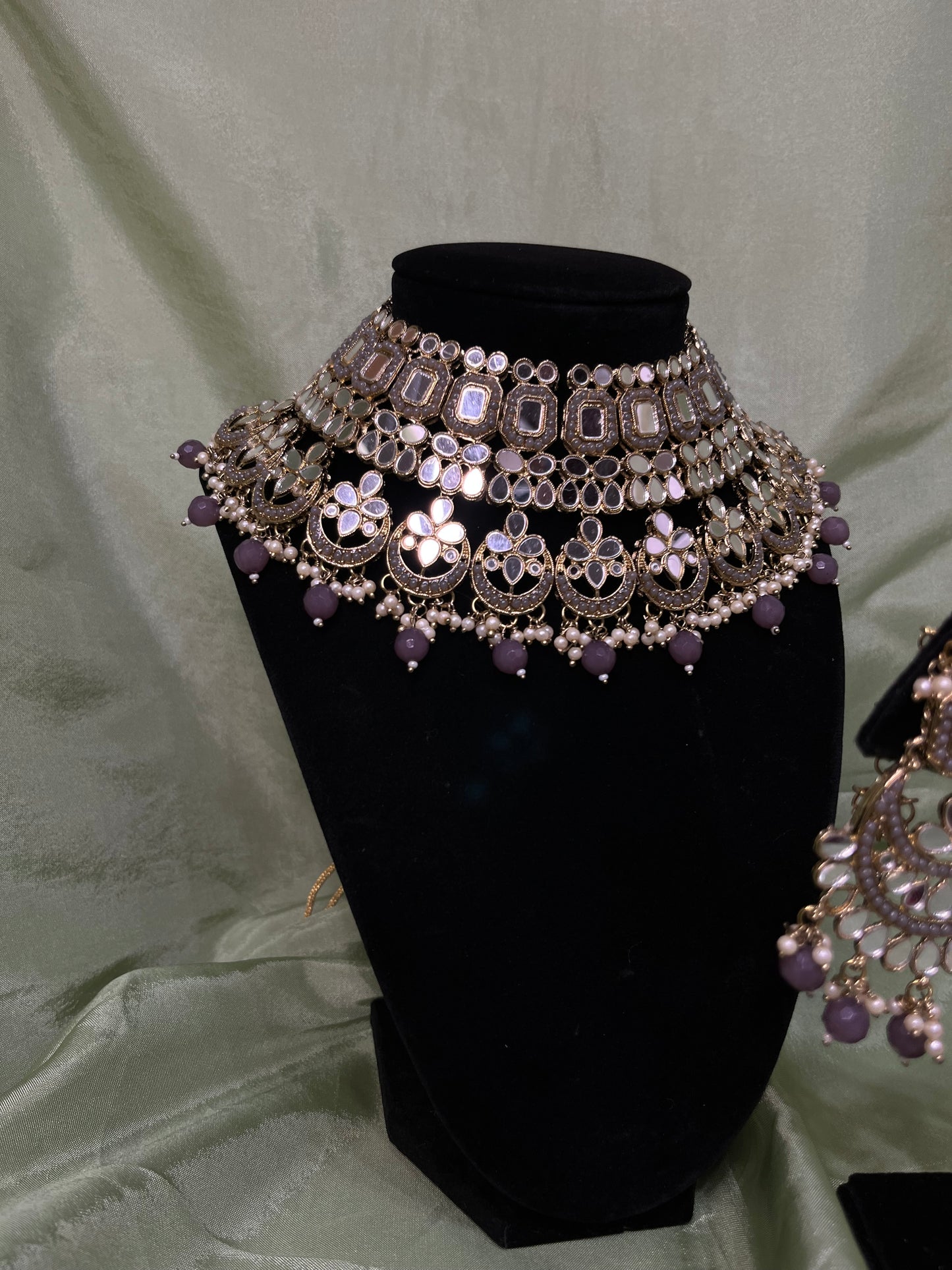 Gray bridal mirror work set