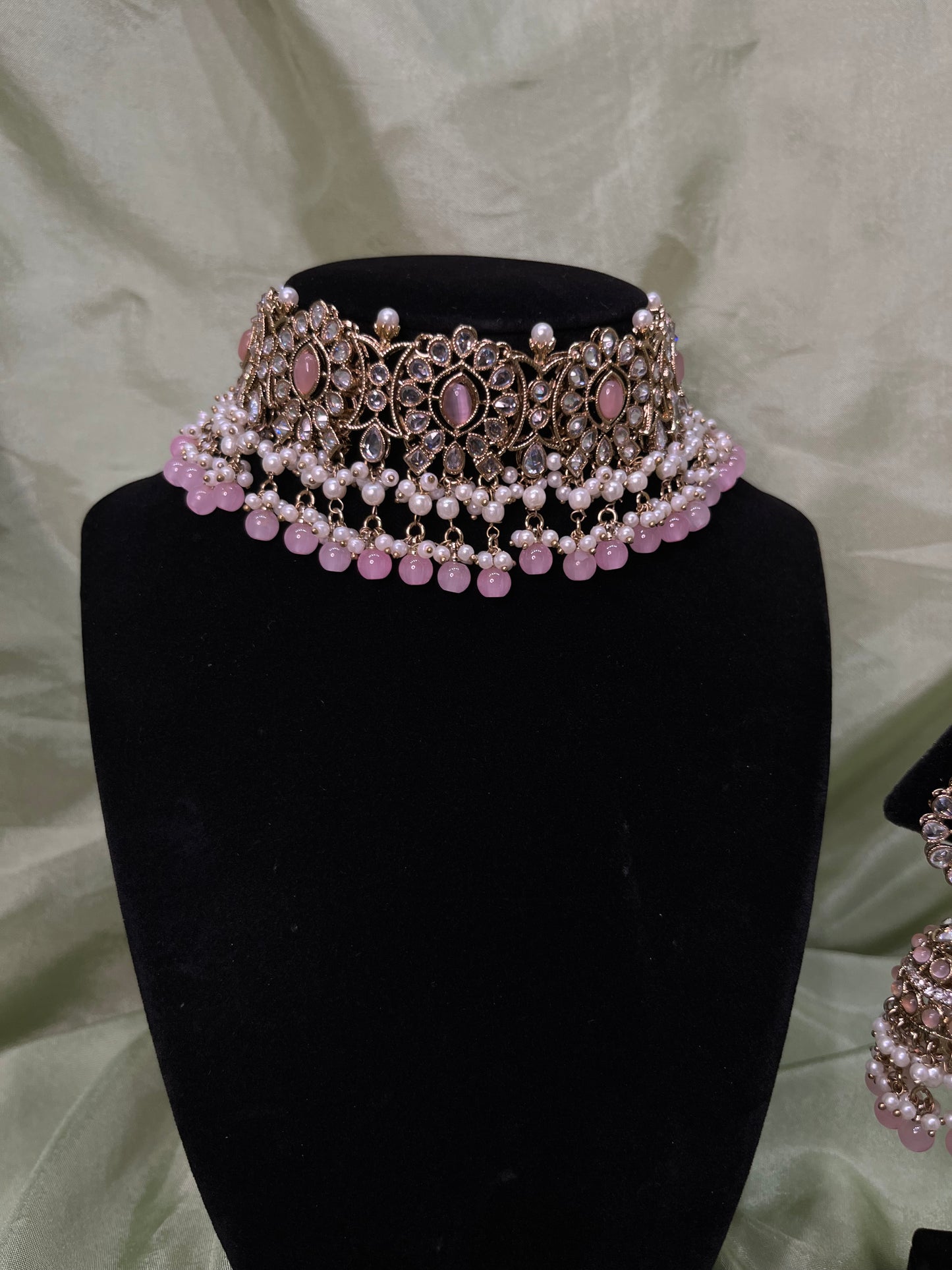 Baby pink choker set
