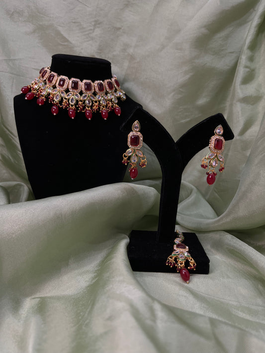 Red mona lisa choker set