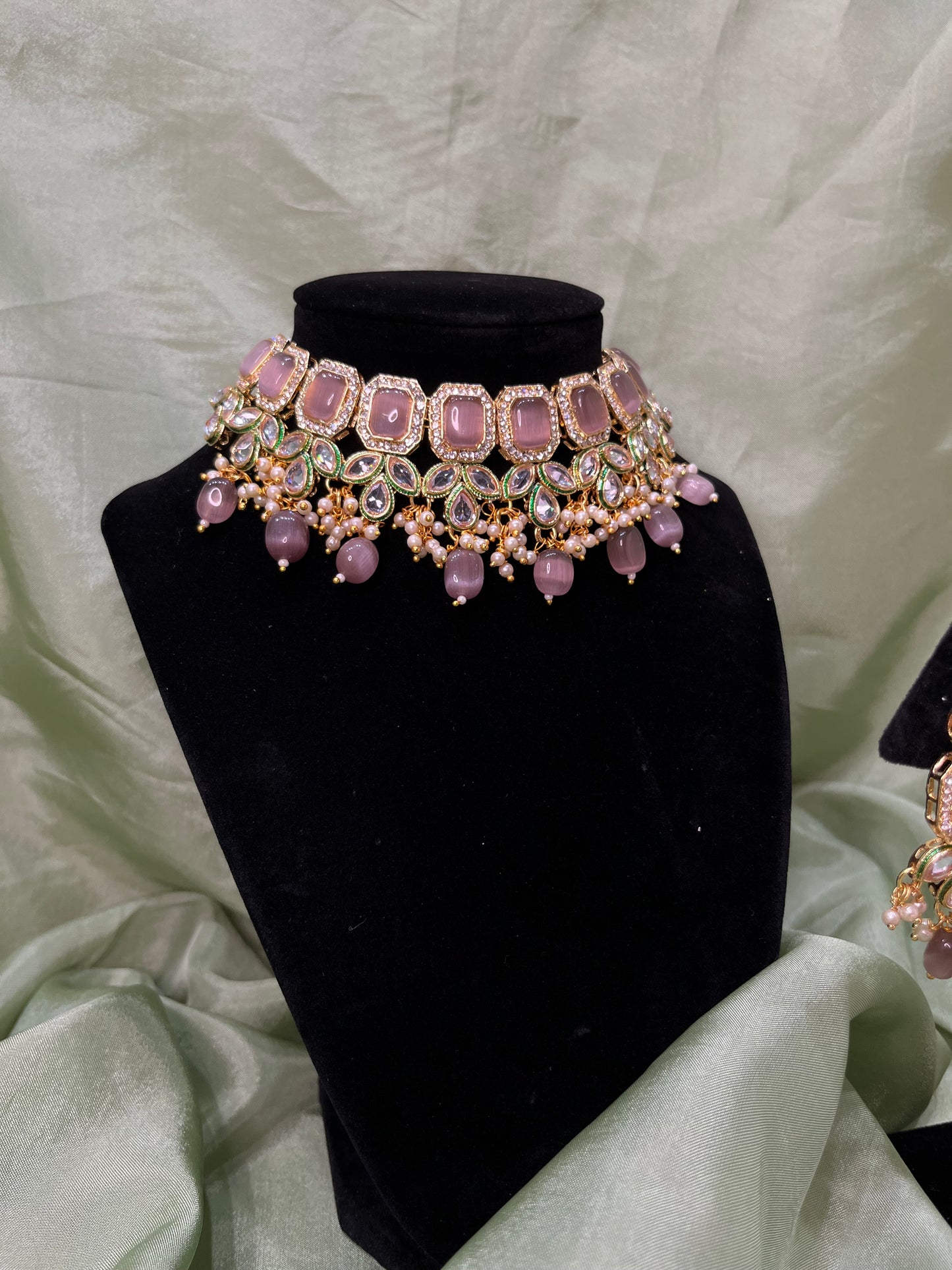 Dusty pink Mona Lisa choker set