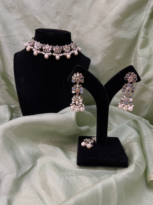 Gold mirror work choker set