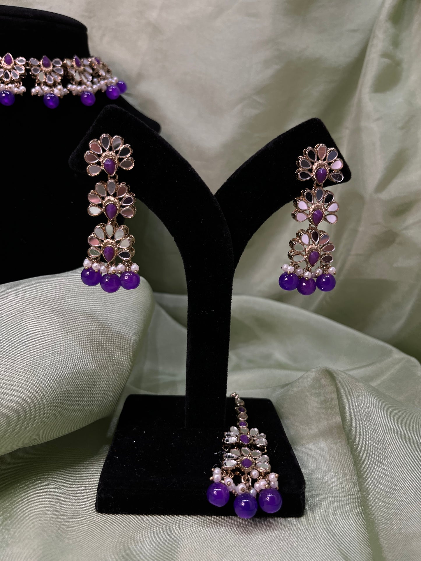 Purple mirror work choker set