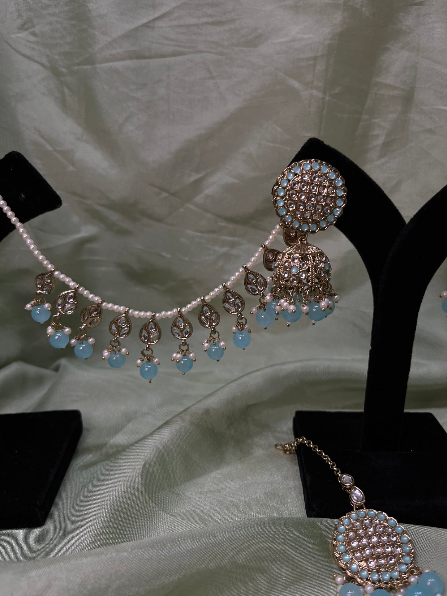 Light blue jhumki/tikka with sahare