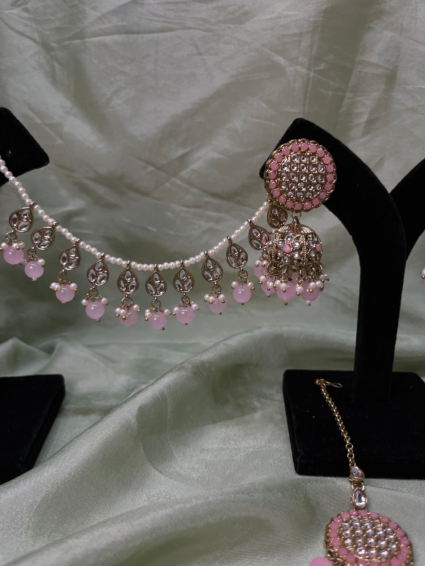 Baby pink jhumki/tikka with sahare