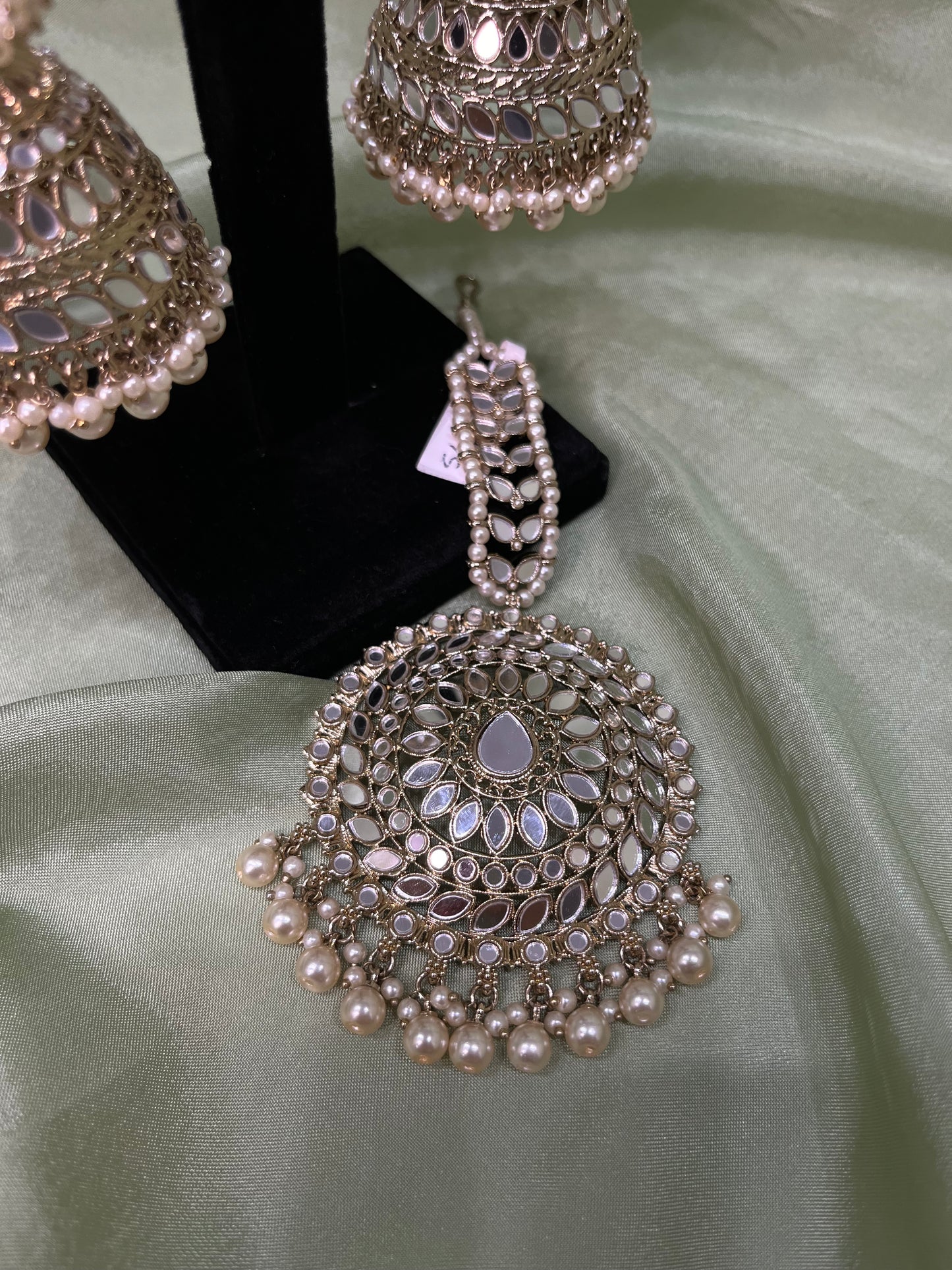 Oversized valiyan/tikka set