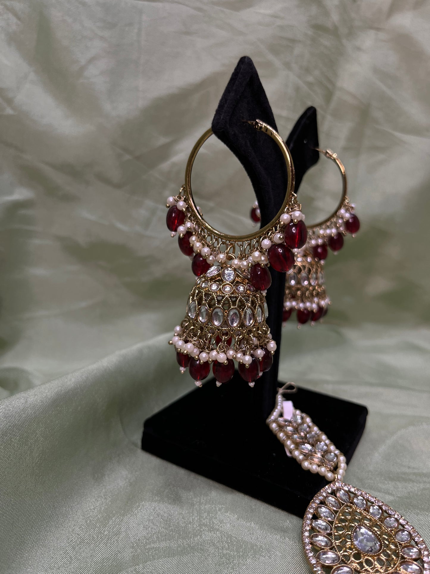 Maroon earring/tikka set