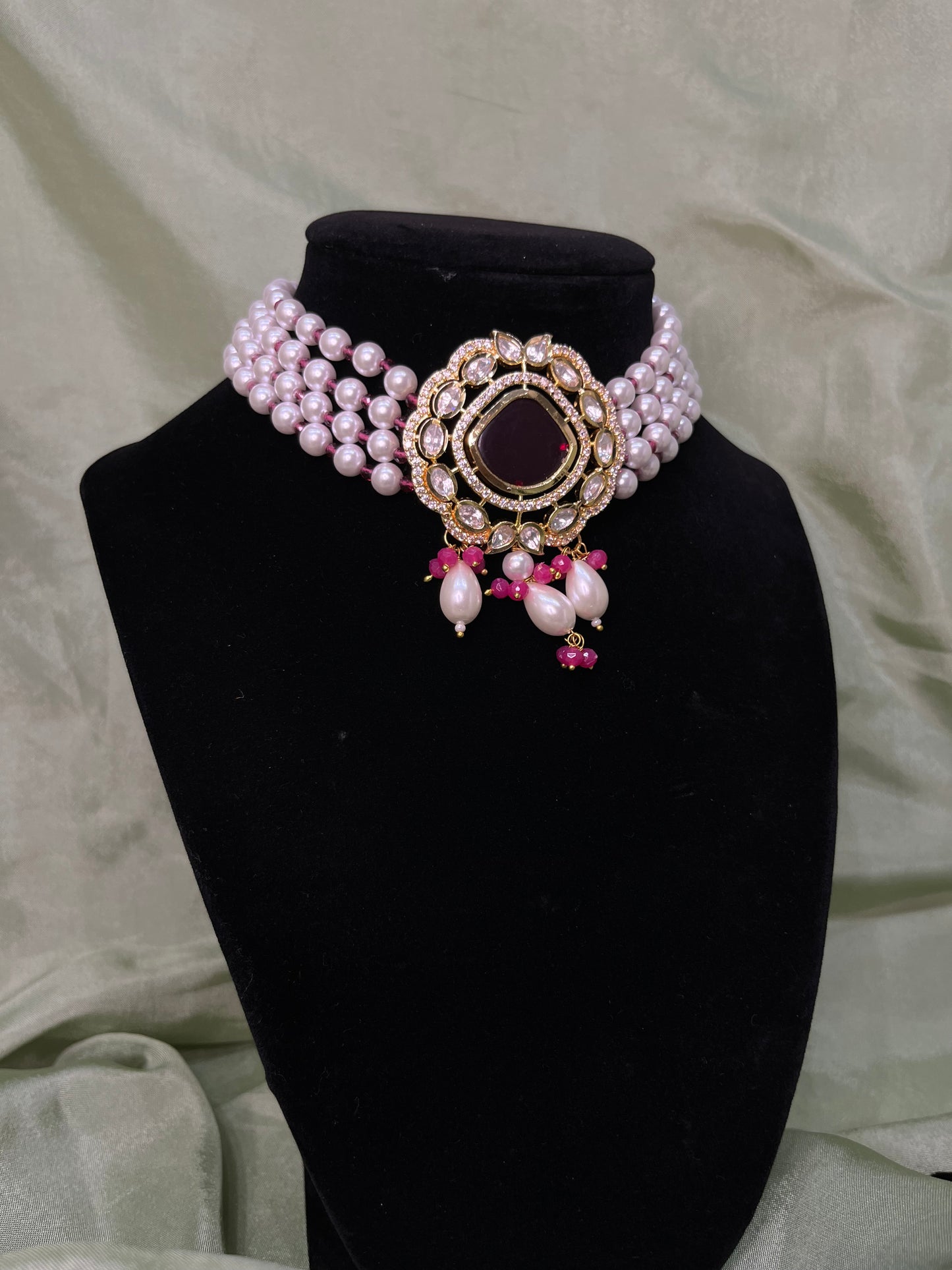Hot pink Tiyani kundan choker set