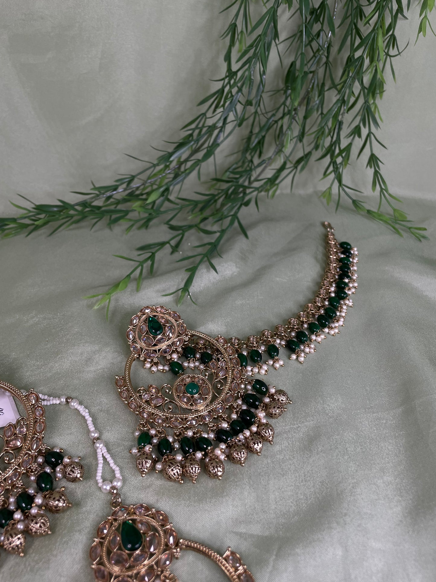 Emerald green earring/tikka set with sahare