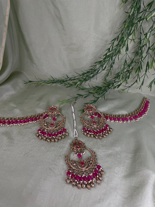 Hot pink earring/tikka set with sahare