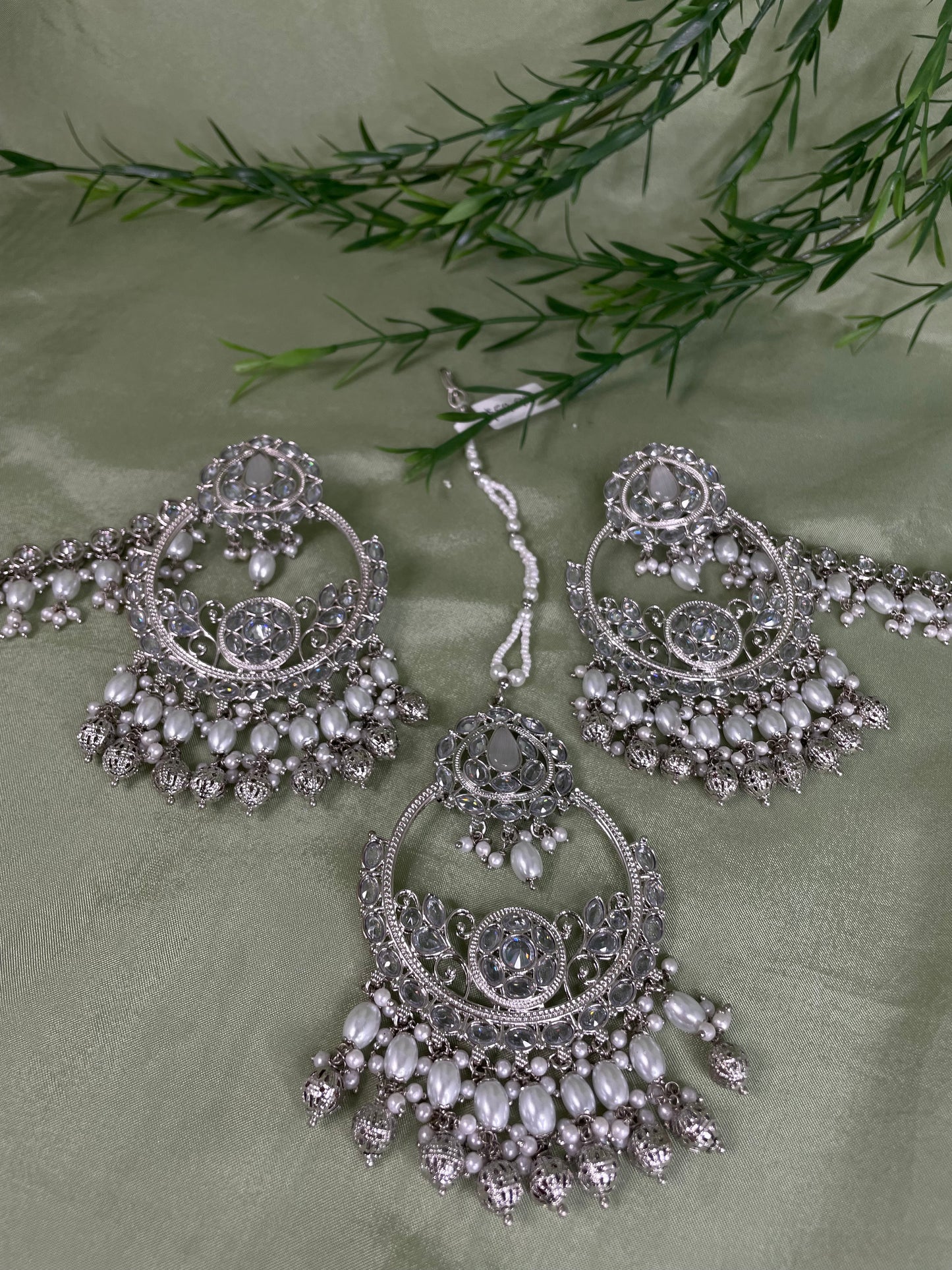 Silver earring/tikka set with sahare