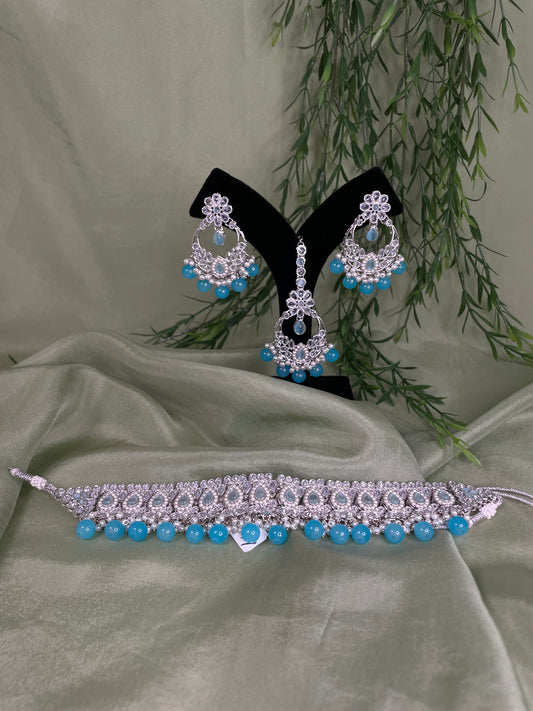 Frozi/silver choker set