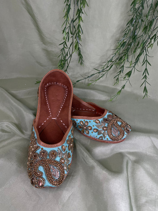 Sea green Punjabi jutti