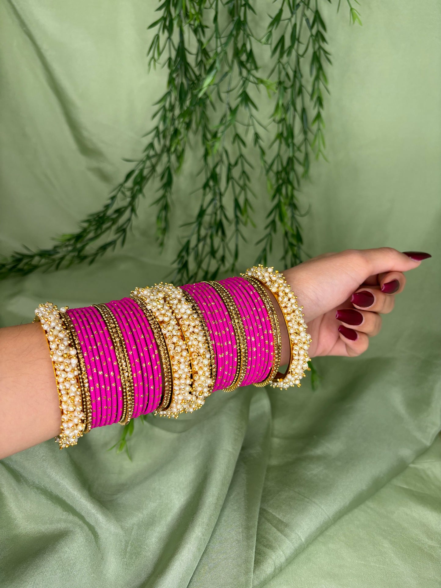 Hot pink bindi bangle set