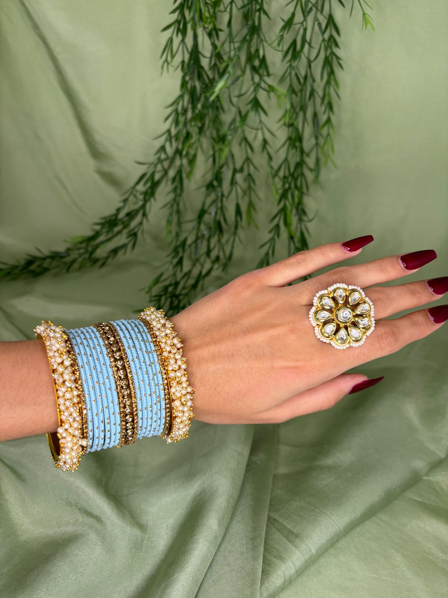 Light blue bindi bangle set
