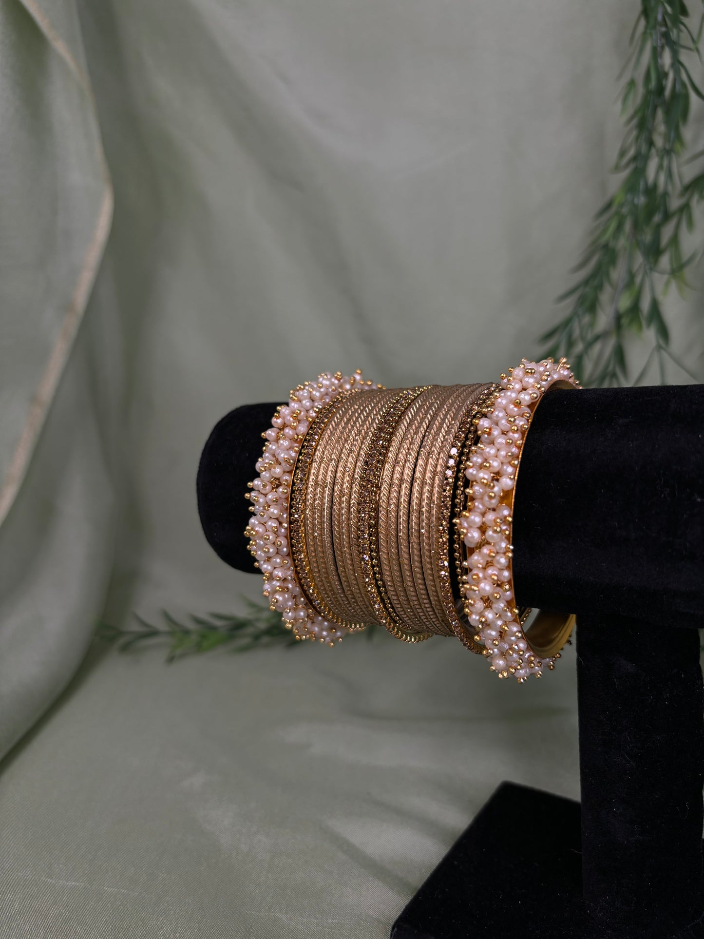 Gold bindi bangle set