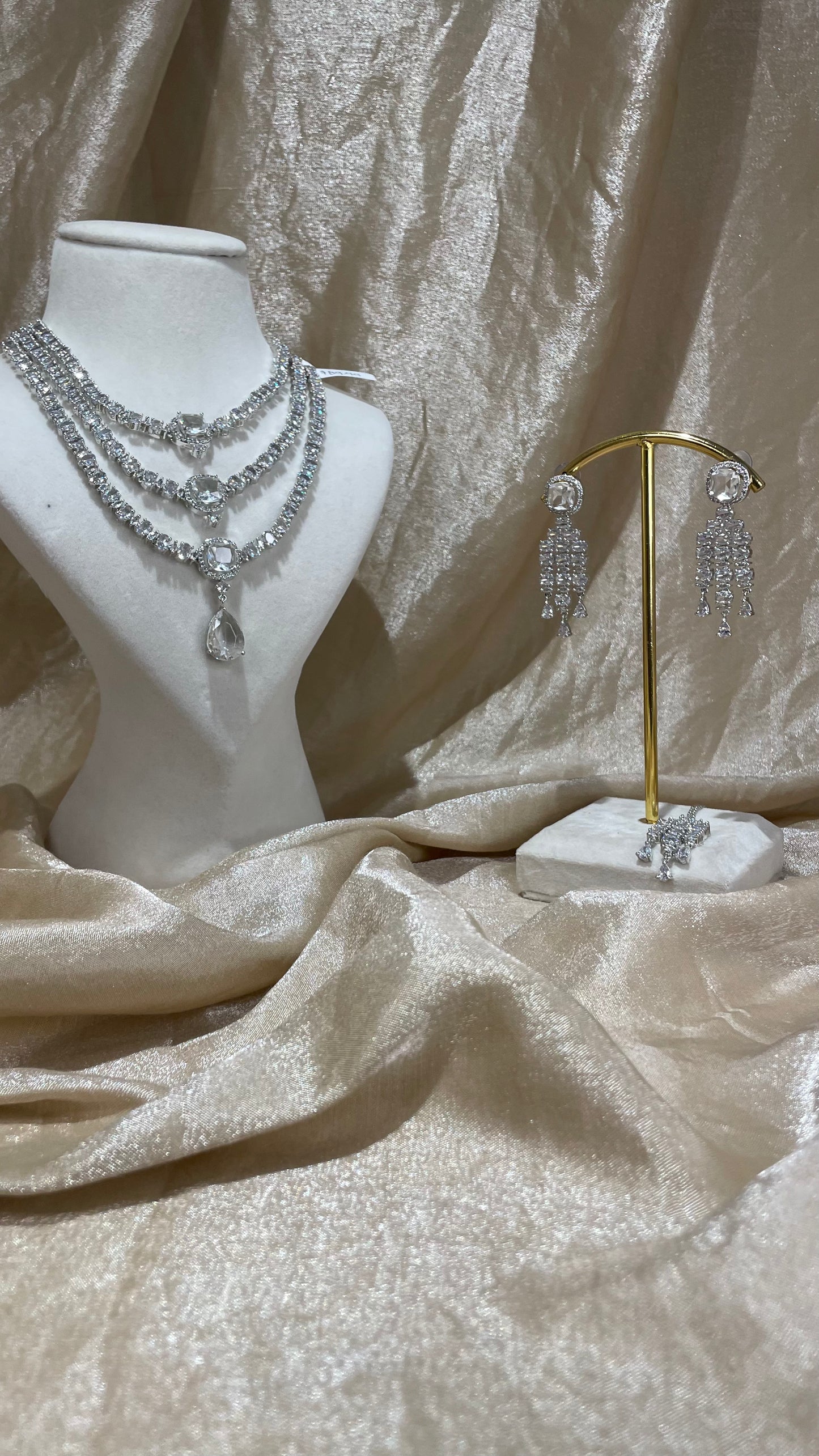 silver American diamond necklace set