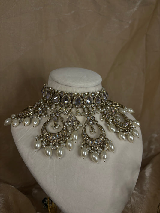 Gold choker set