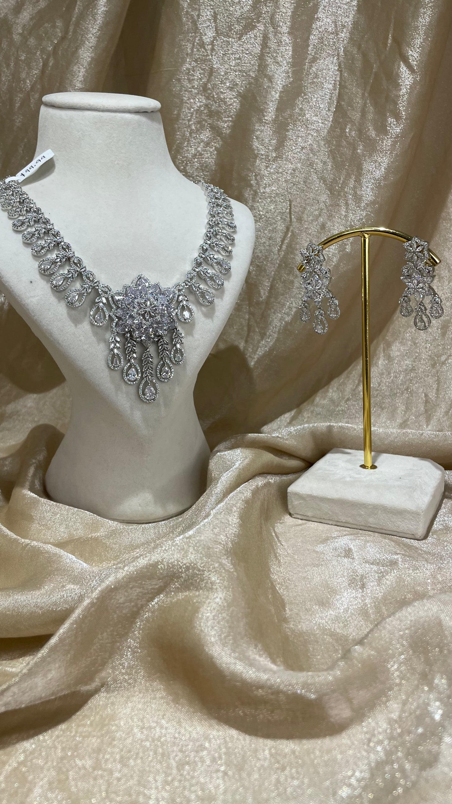 flower necklace set
