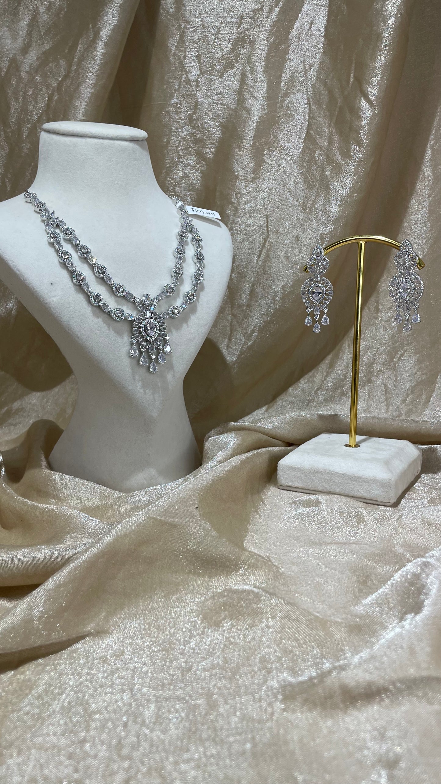 silver necklace set