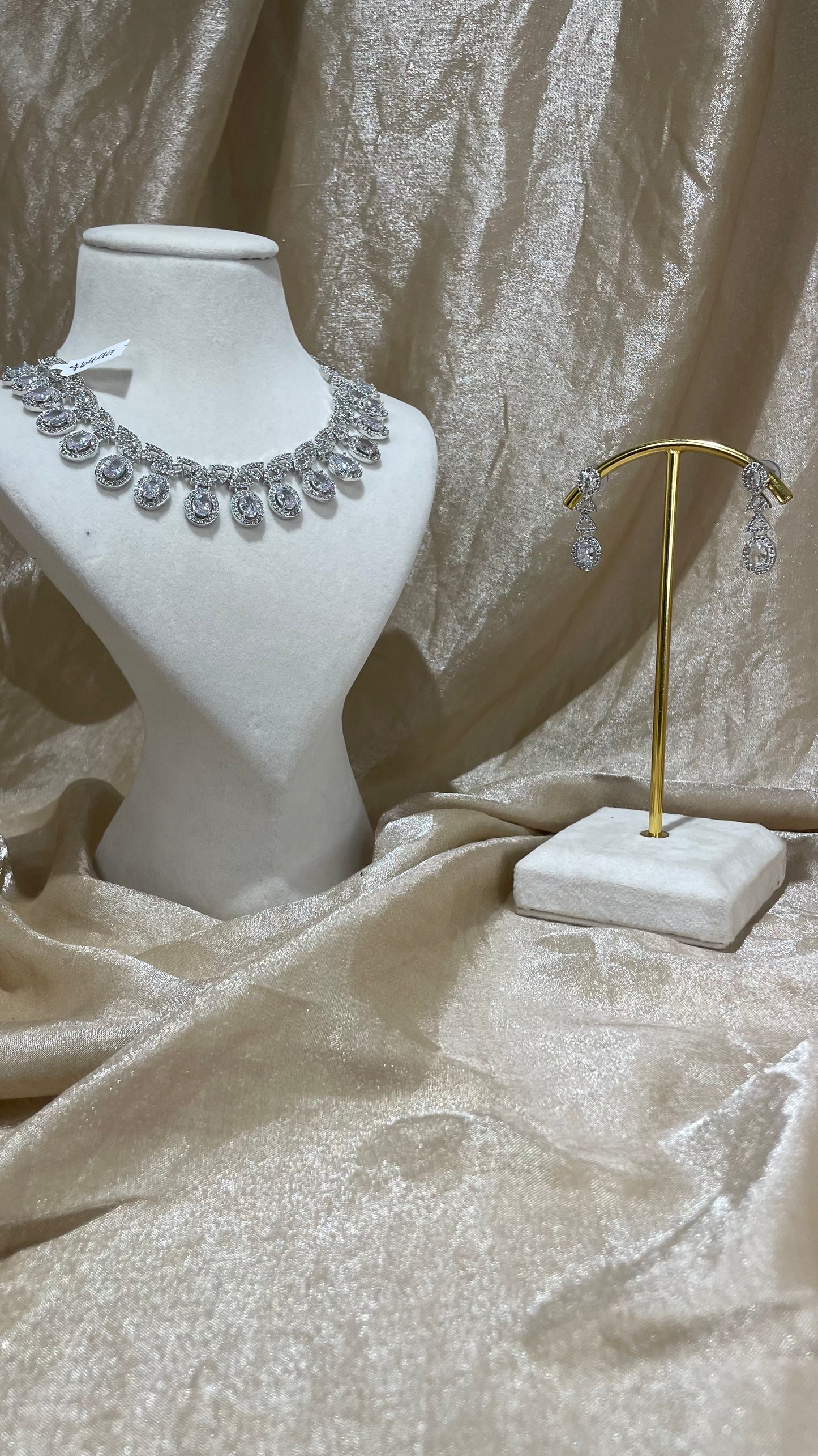 silver necklace set