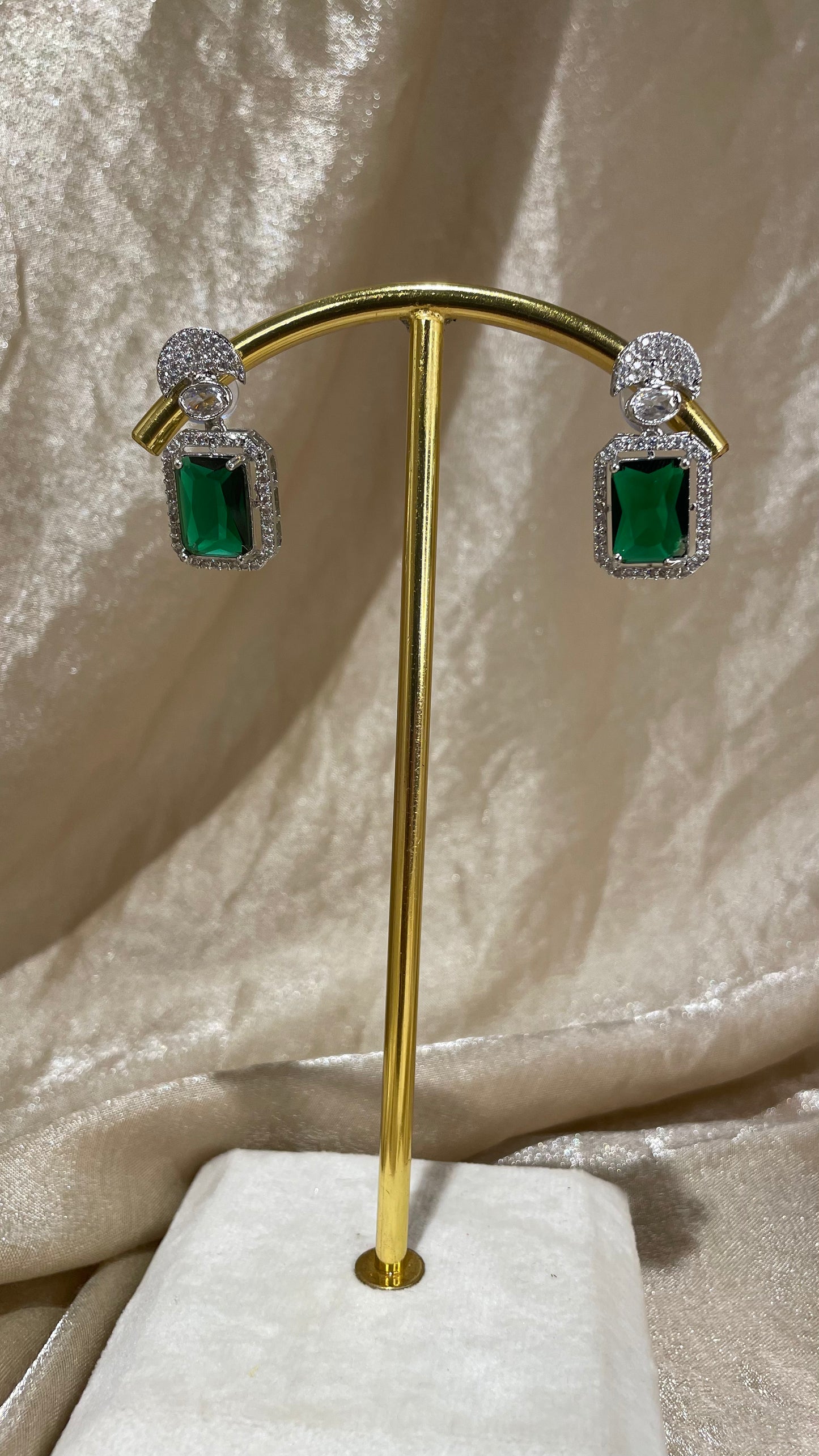 emerald green choker set