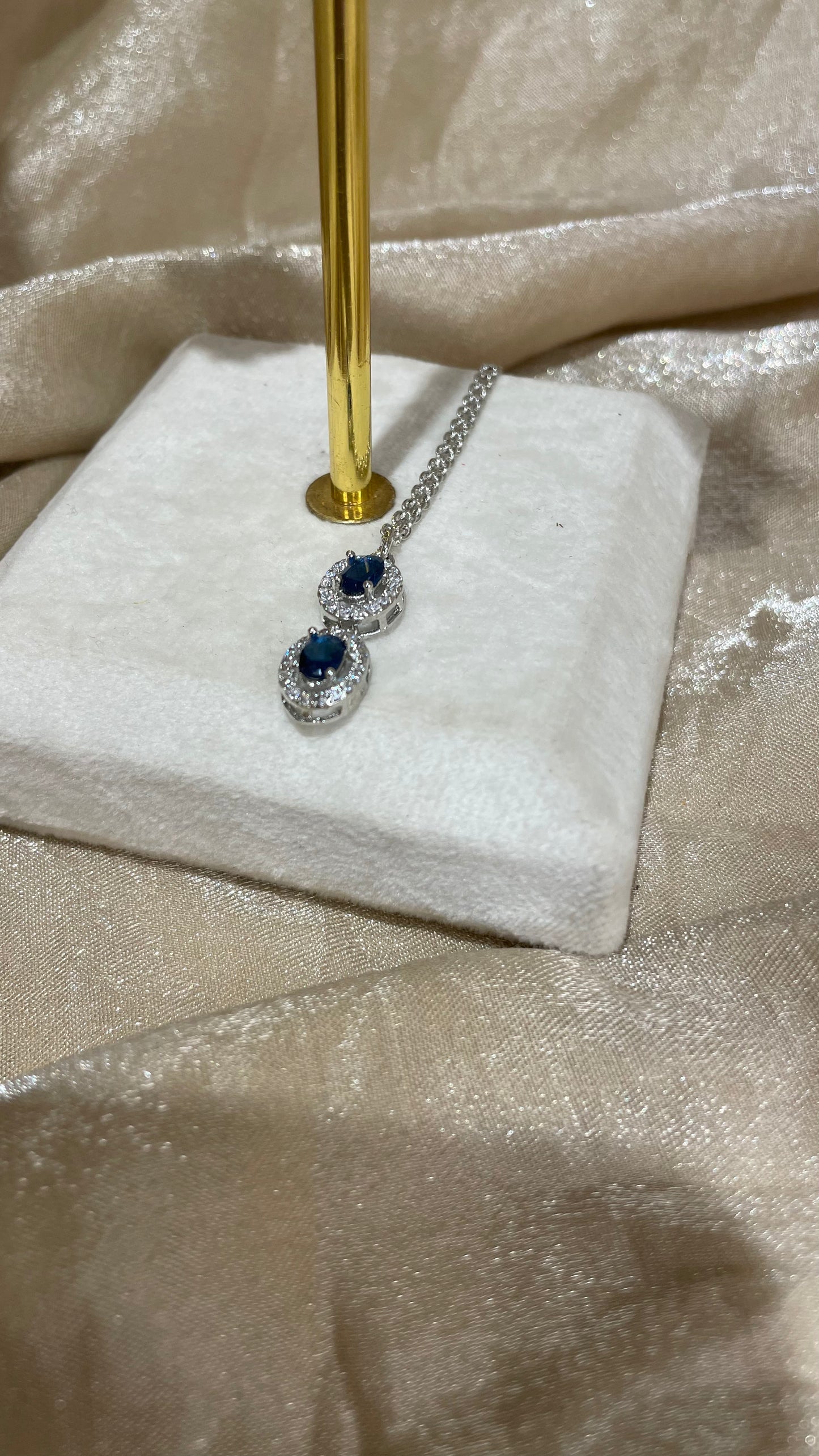 navy blue necklace set