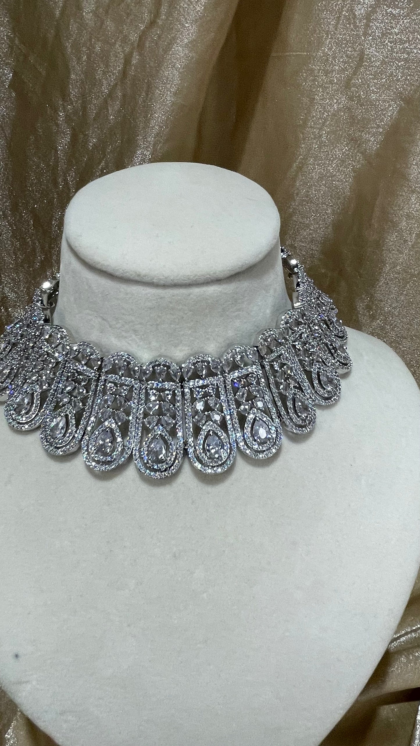 silver choker set