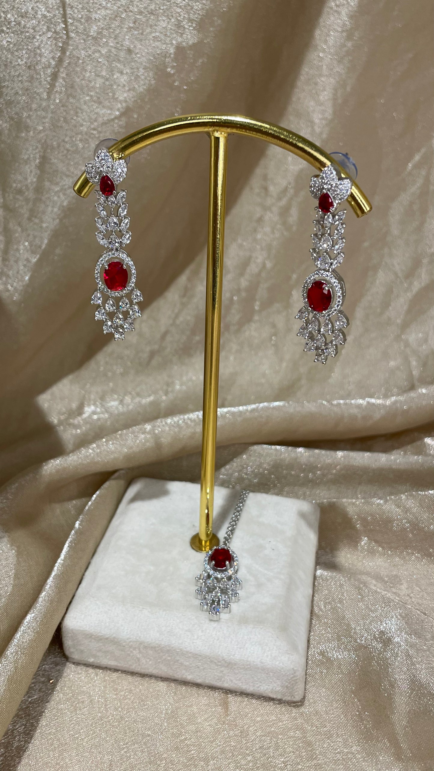 red necklace set