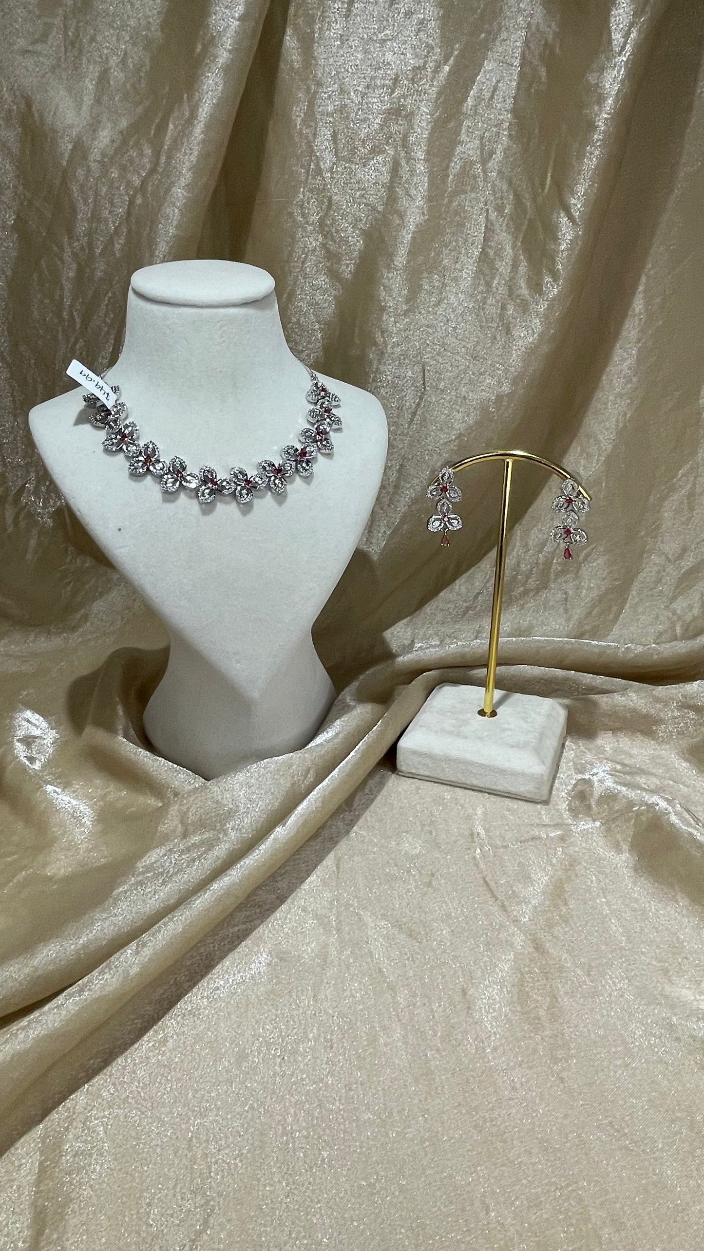 red necklace set