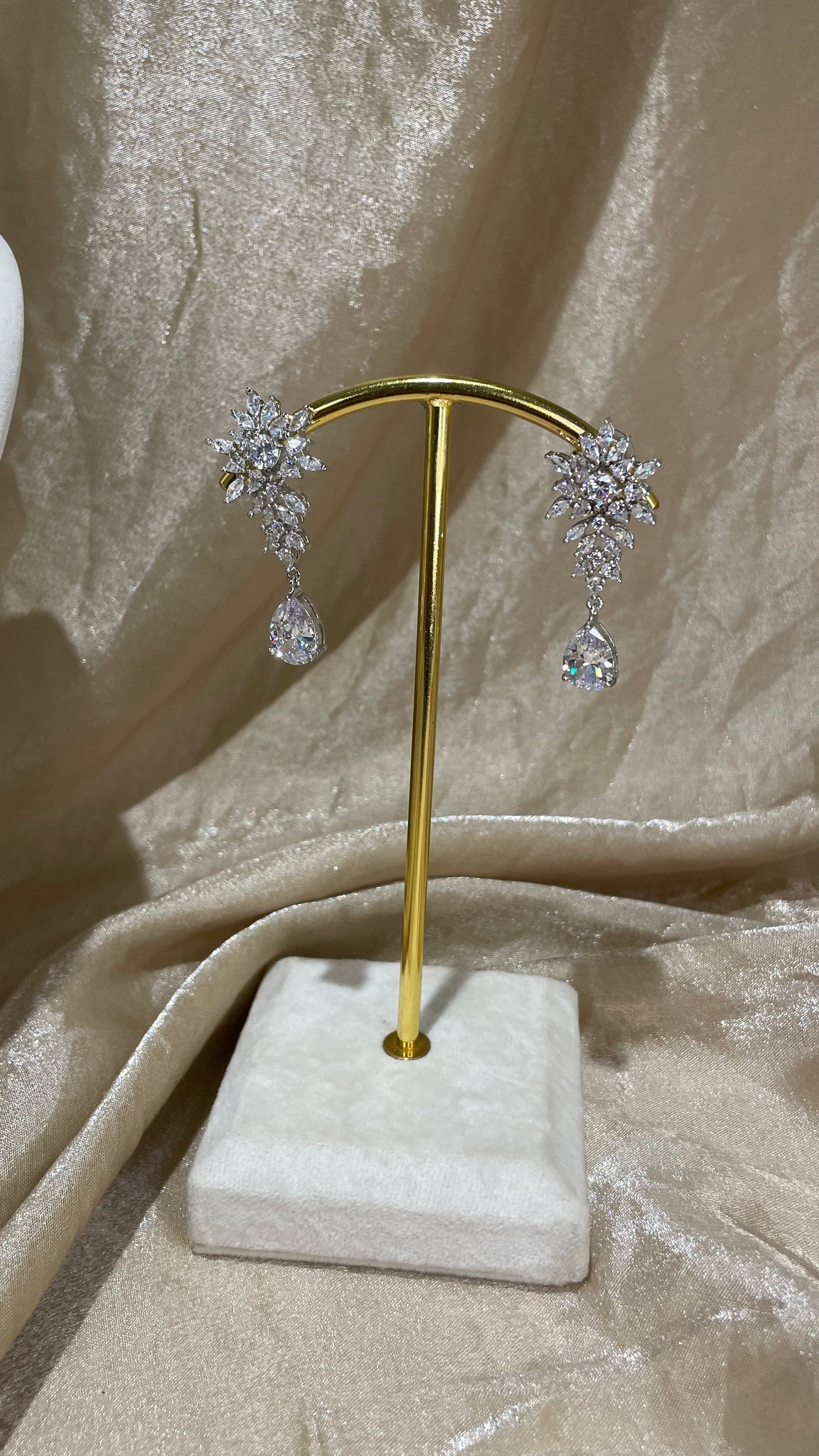 silver necklace set