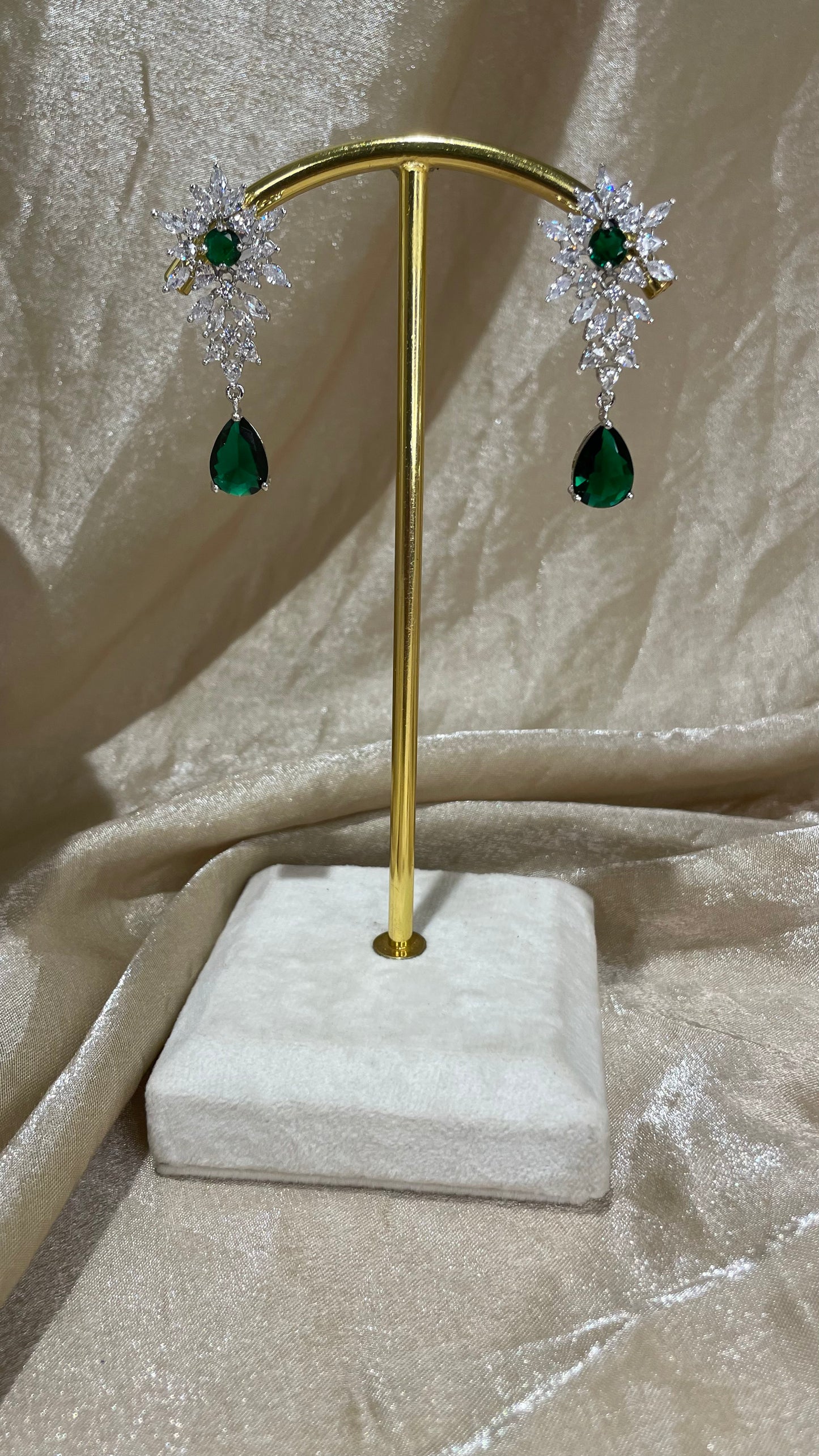 emerald green necklace set