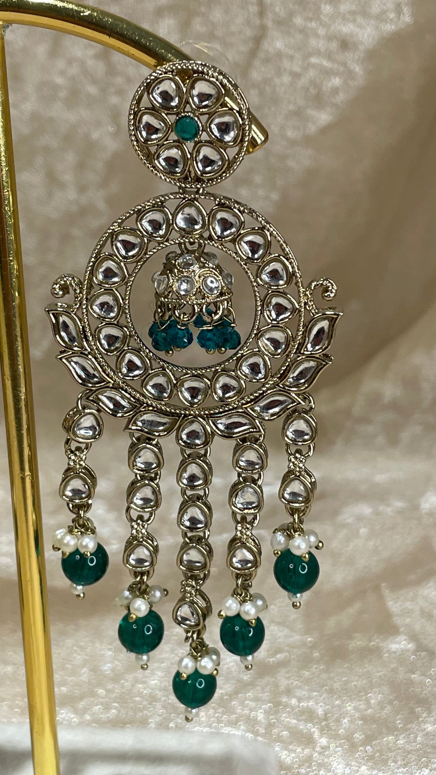 emerald green earrings