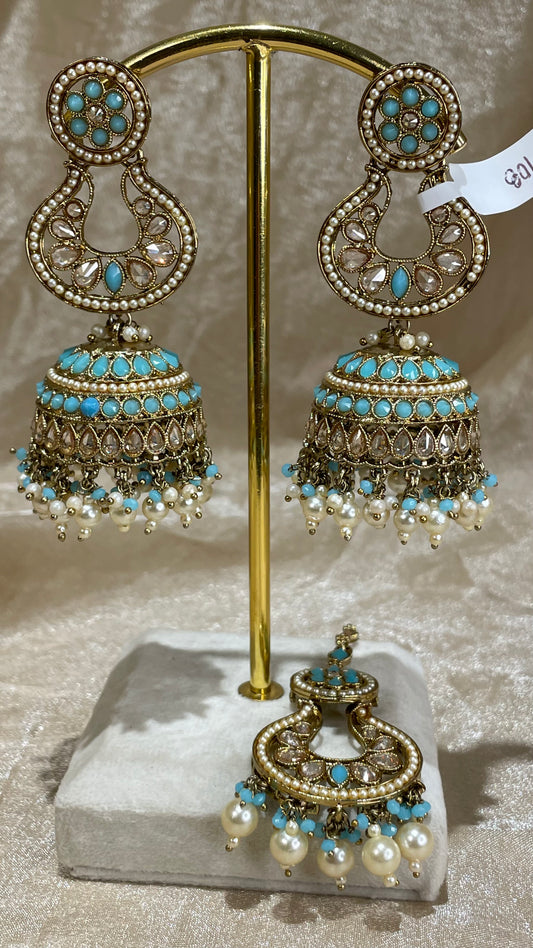 sky blue earring/tikka set