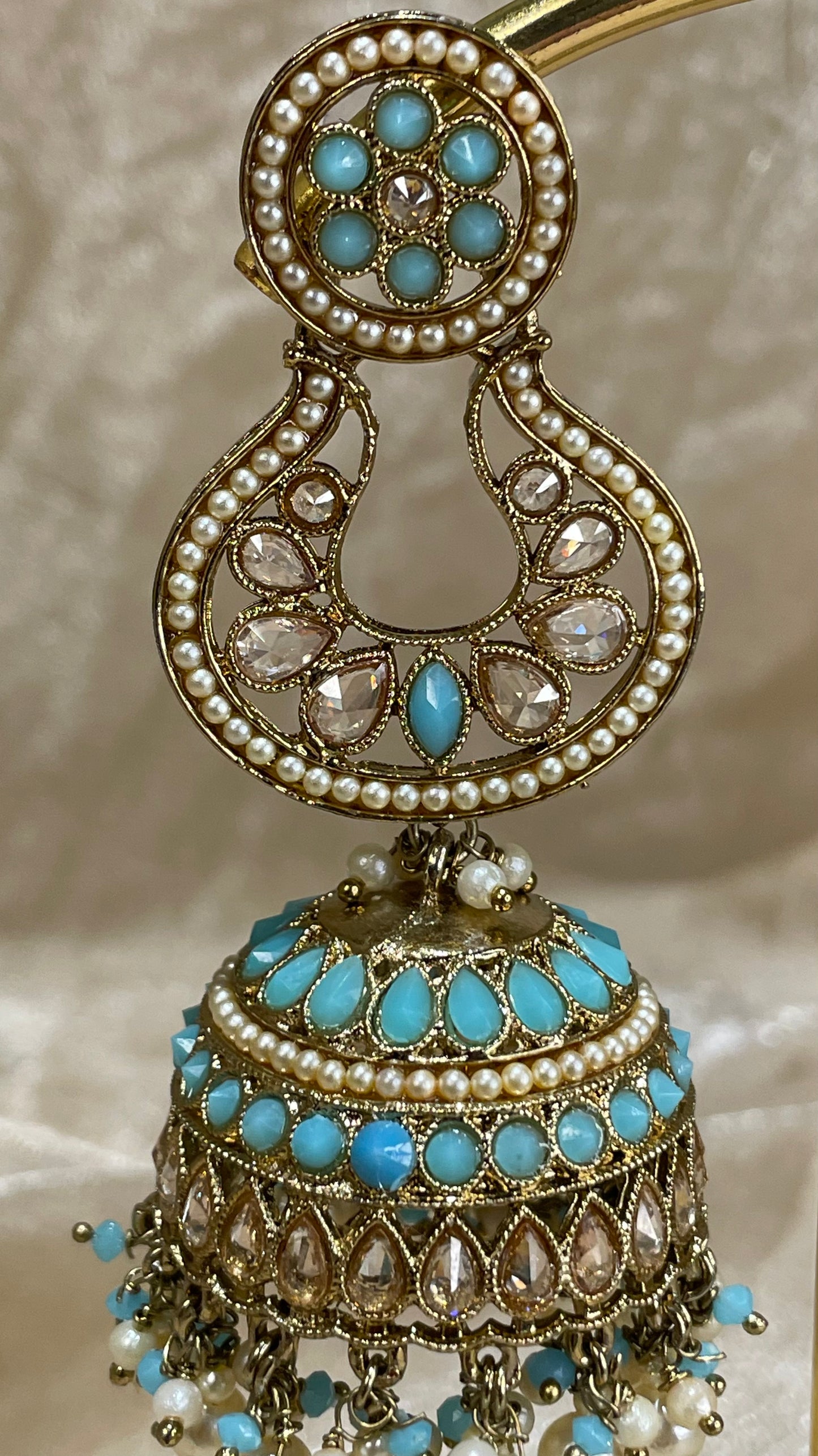 sky blue earring/tikka set